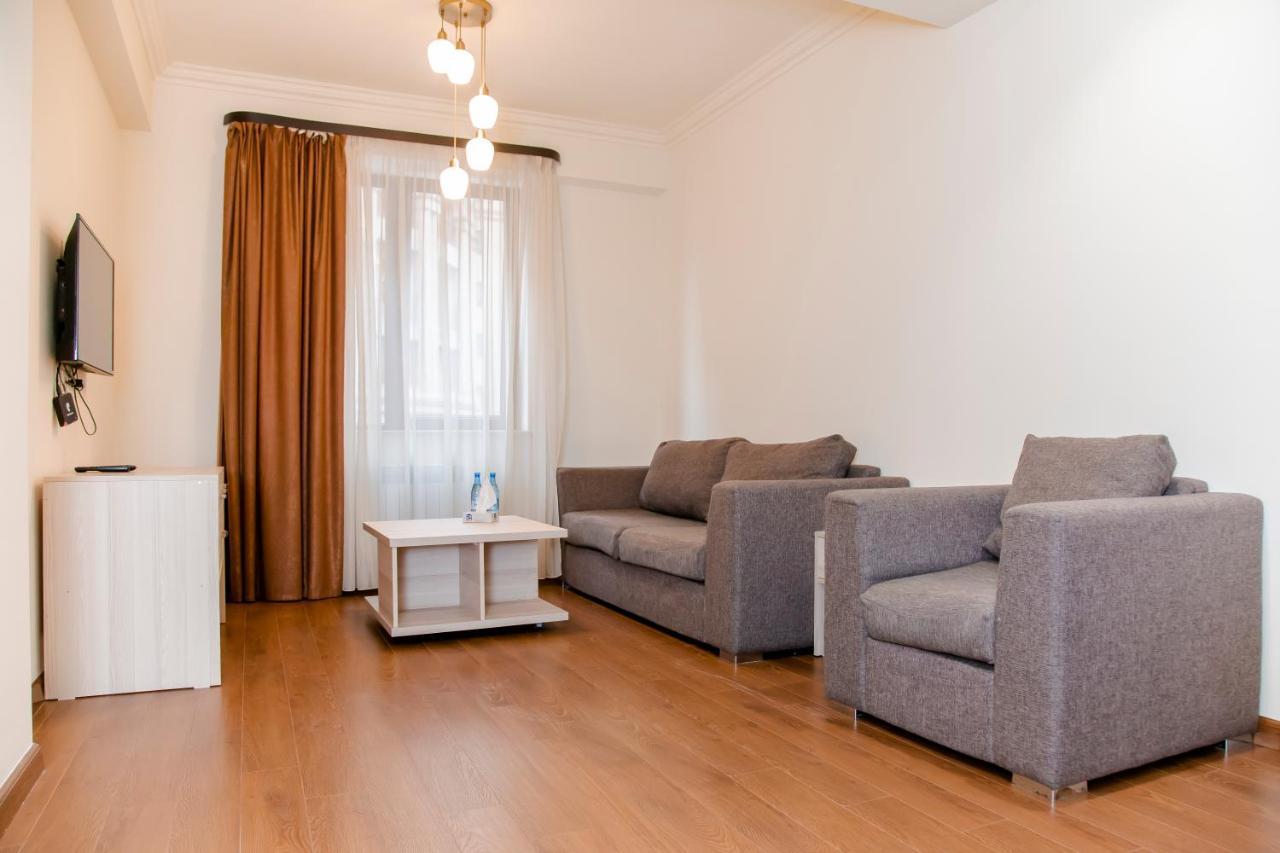 Ferienwohnung D&H Group Erivan Exterior foto
